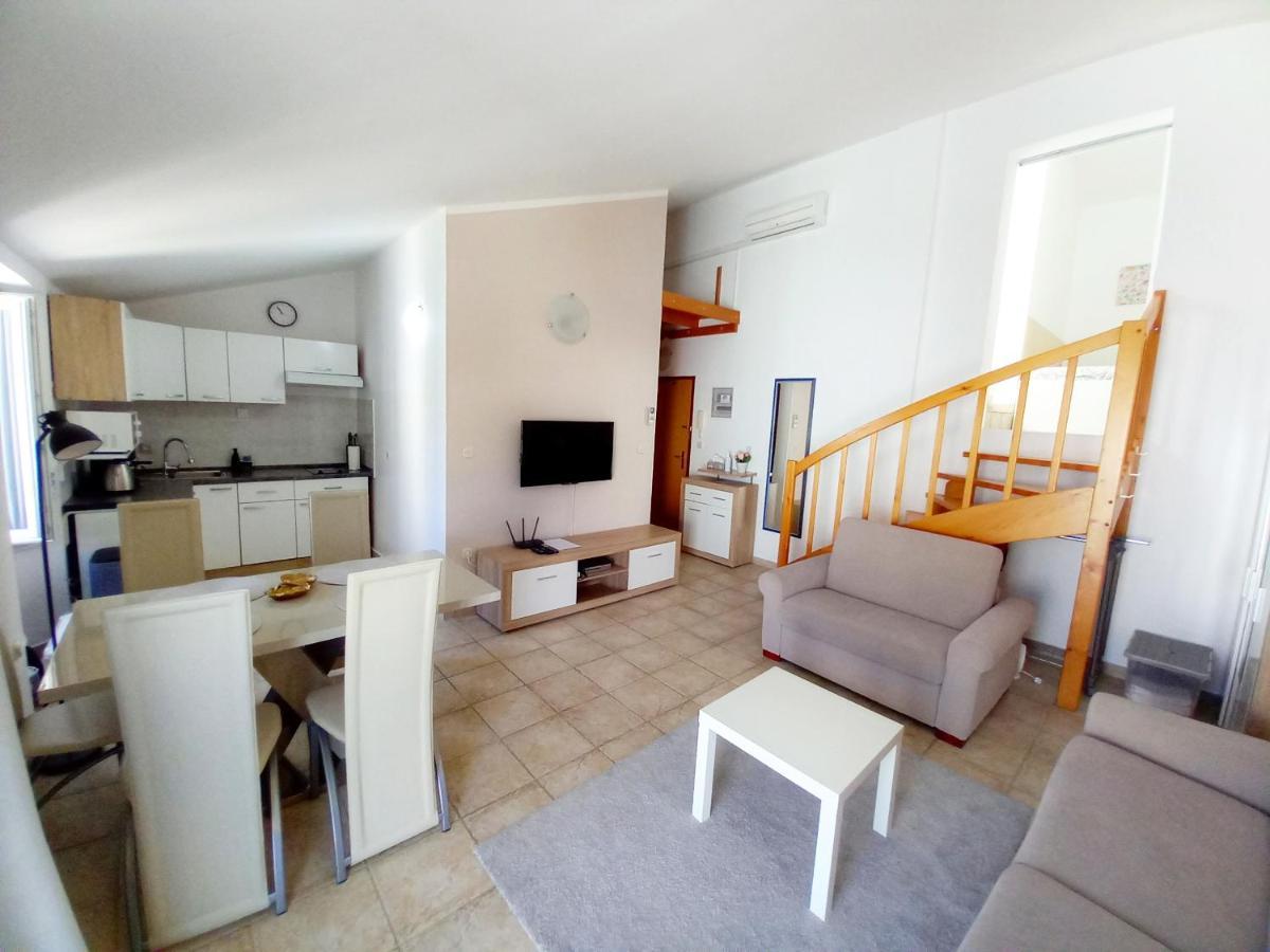 Apartment Karlo 梅杜林 外观 照片