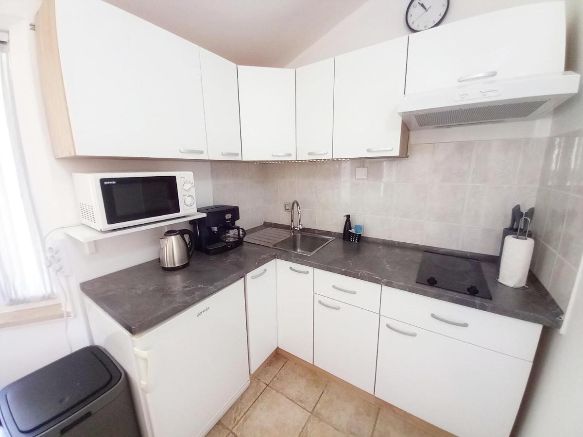 Apartment Karlo 梅杜林 外观 照片