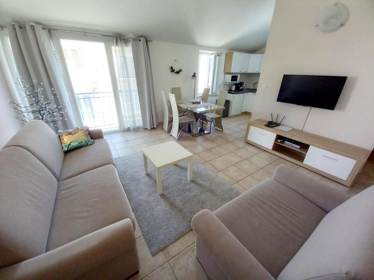 Apartment Karlo 梅杜林 外观 照片