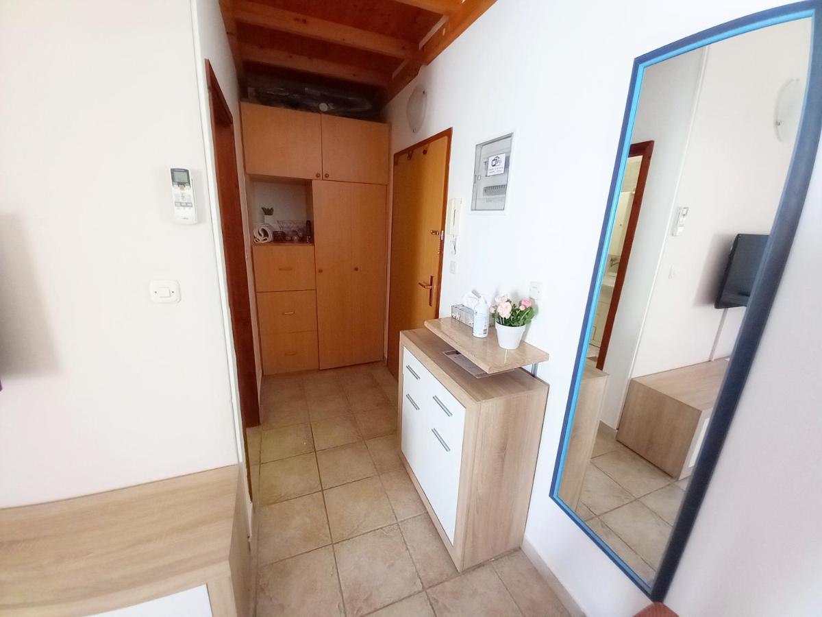 Apartment Karlo 梅杜林 外观 照片
