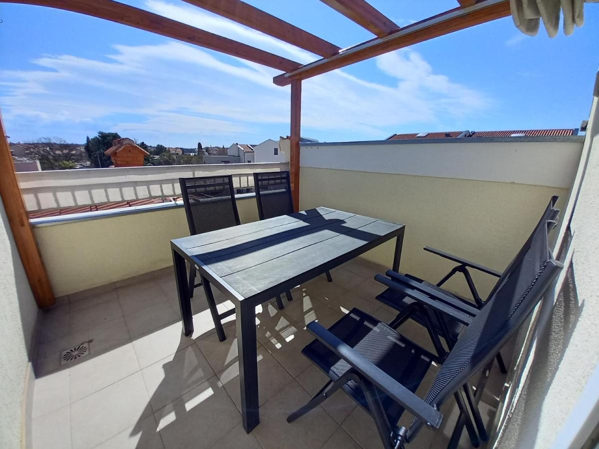 Apartment Karlo 梅杜林 外观 照片